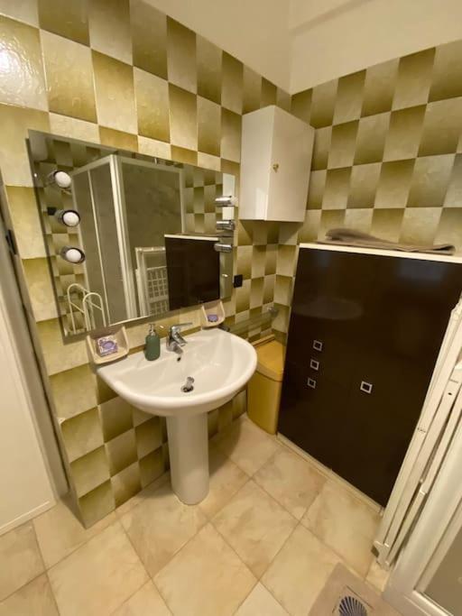 Appartamento A Sturla Beach Citra 010025-Lt-2437 Genoa Bagian luar foto