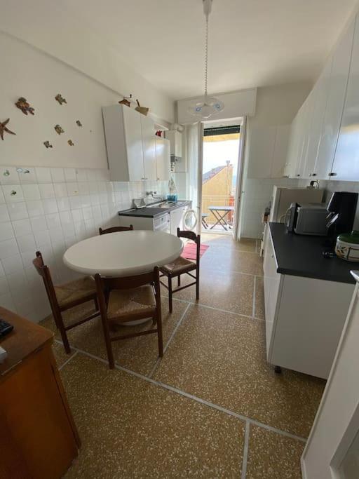 Appartamento A Sturla Beach Citra 010025-Lt-2437 Genoa Bagian luar foto